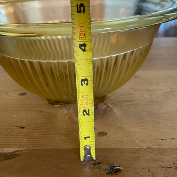 Vintage Federal Glass Amber/ Yellow Bowl - Picture 8 of 10